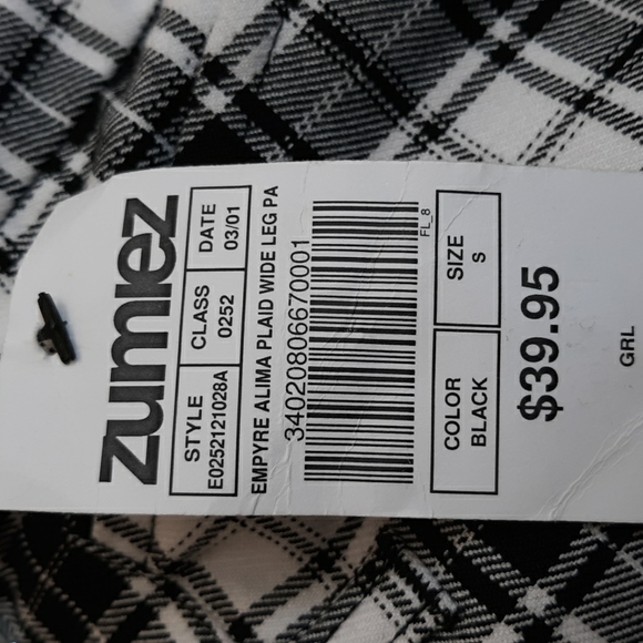 Ladies Zumiez Empyre Slacks NWT'S small - Picture 3 of 5